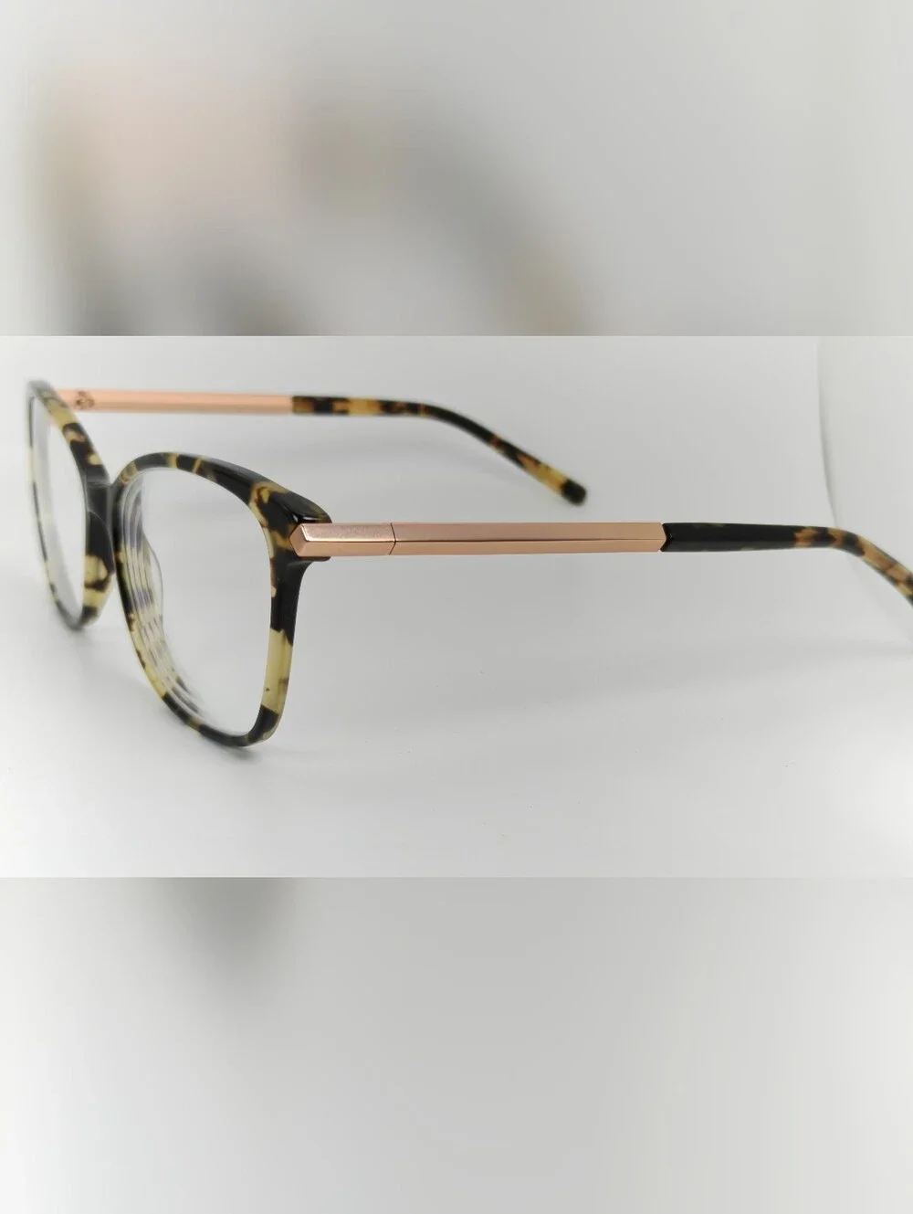 Ashley. Tortoiseshell Rose Gold Metal. Classic Tortoise